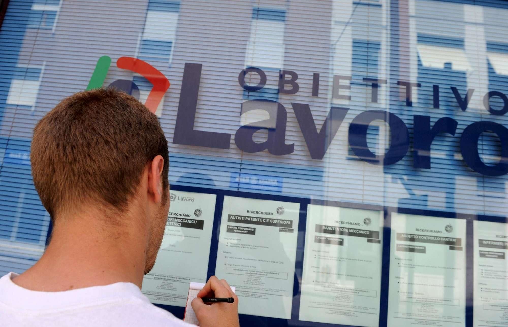 “Lavoro a Cagliari, politica sciacalla: così il Jobs Act della sinistra ha creato nuovi precari in Sardegna”