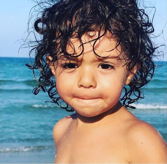 Silvano Carta, la Sardegna in lacrime per il piccolo con i boccoli: “Ora sei un angelo”