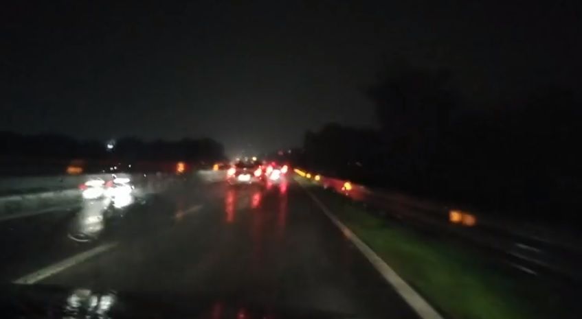 Sangue sulla Ss 130, ragazzino investito da un fuoristrada: trasportato a sirene spiegate al Brotzu