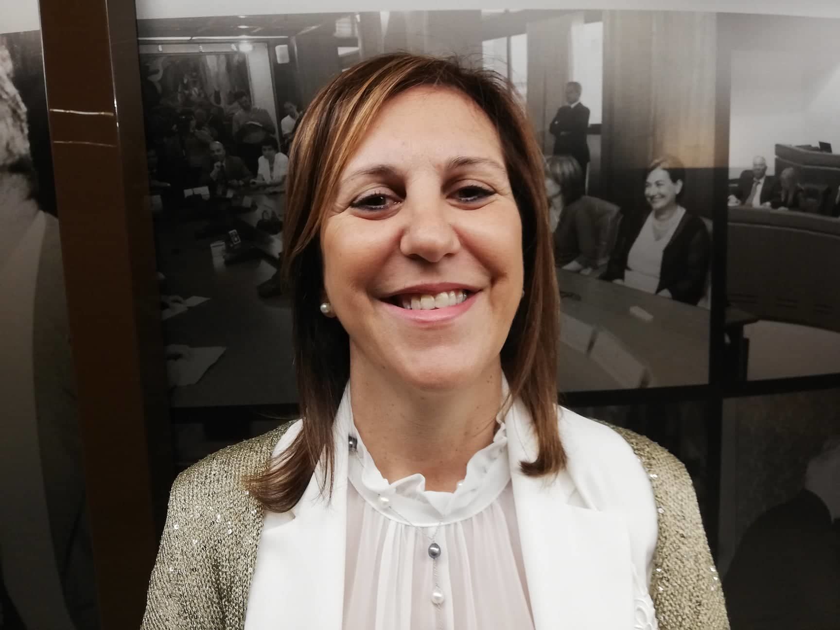 Alessandra Zedda festeggia, è la nuova assessora regionale al Lavoro: “Opererò nell’esclusivo interesse dei sardi”