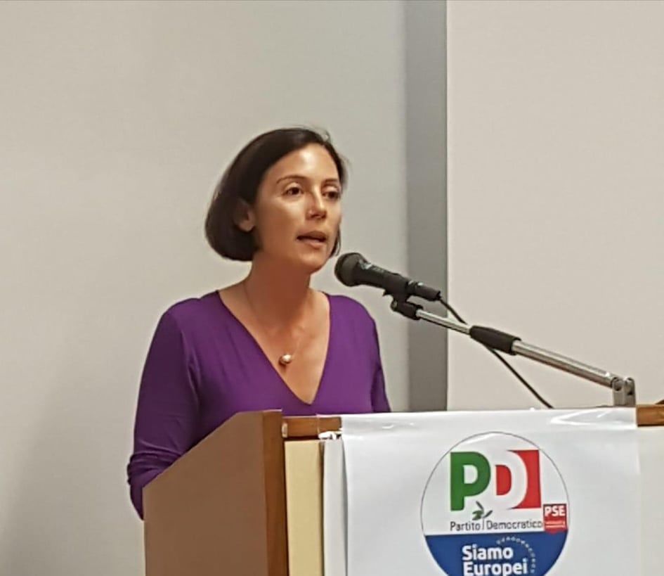 Comunali a Cagliari, Ghirra strizza l’occhio al M5S: “Noi innovativi, la destra ferma agli anni ’90”