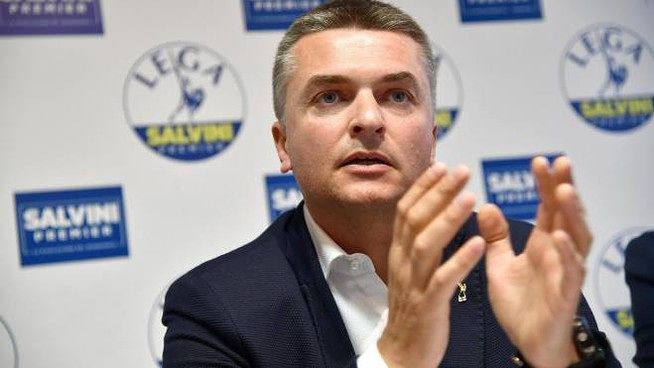 Spese pazze, il viceministro alle Infrastrutture Edoardo Rixi condannato a 3 anni e 5 mesi: dimissioni date a Salvini