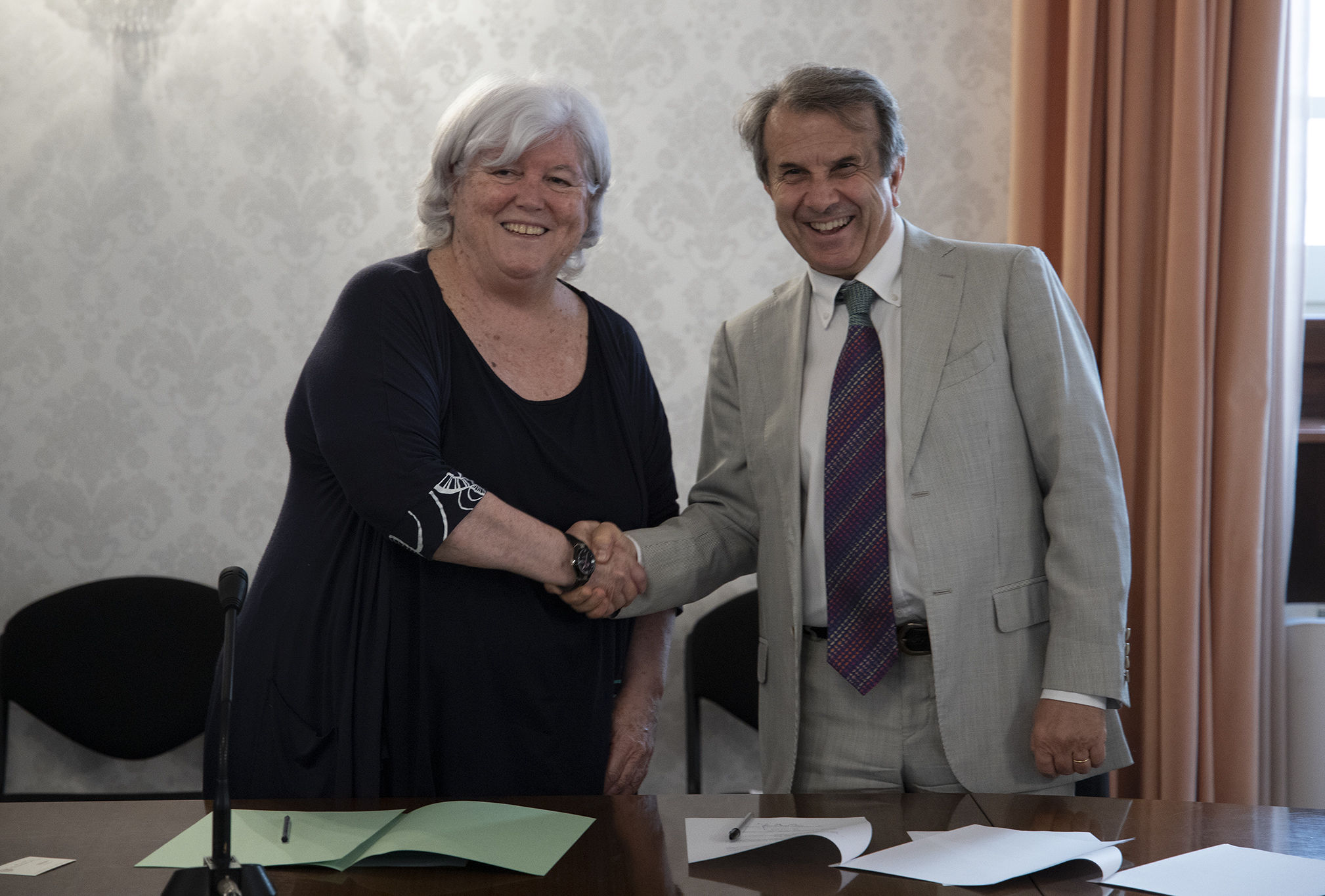 Cagliari, tirocini corsi e accessi agevolati agli spettacoli: patto tra Università e Teatro Lirico