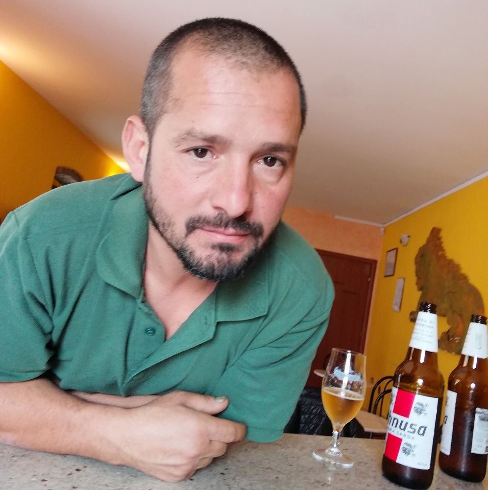 Tragico addio a Pietro Murru, il papà 40enne di Irgoli annegato lascia due bellissime bimbe