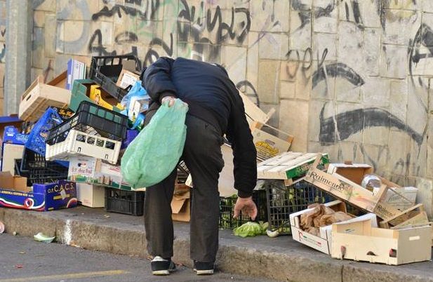 Sardegna, l’ordine della Regione: “Niente Reis a chi percepisce il Reddito di cittadinanza”