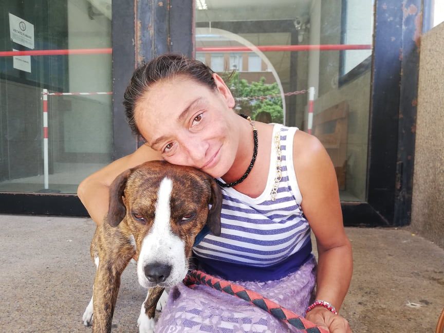 Cagliari, le lacrime di gioia di Katiuscia Usai: “Un operaio mi ha ospitata a casa sua”