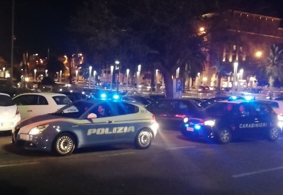 Cagliari, task force delle forze dell’ordine nei quartieri della movida contro degrado e spaccio