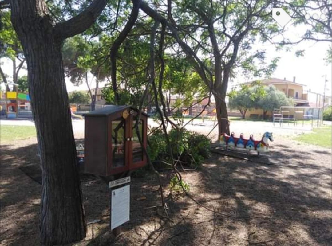Serramanna, paura al parco: “Mio figlio di 8 mesi colpito da una pallonata, rischio trauma cranico”