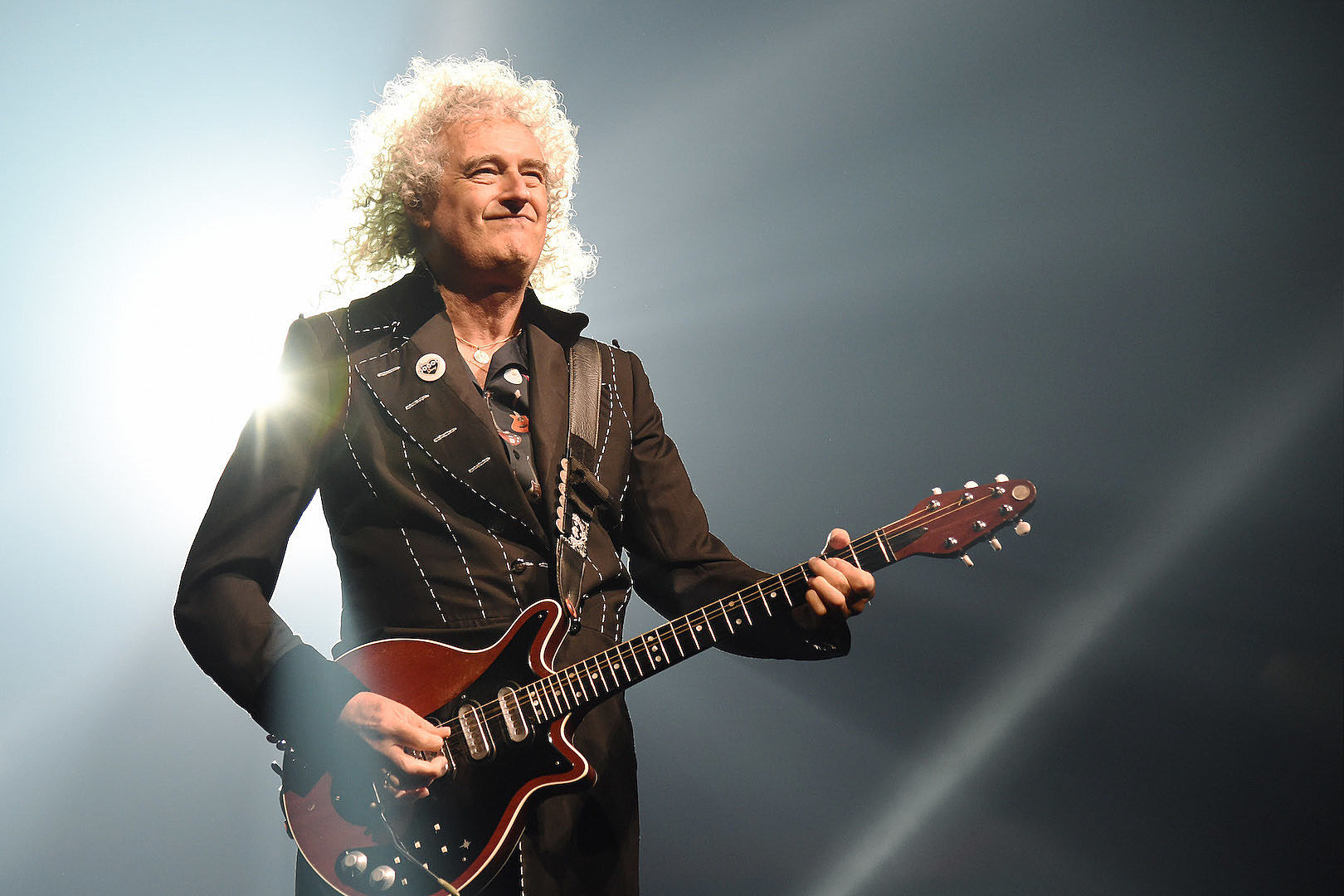 La musica dei Queen al Sardegna Pride: Brian May saluta il corteo di Cagliari