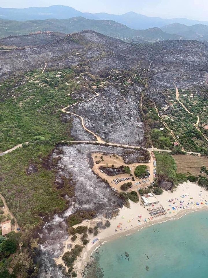 Maxi incendio a Tortolì, Solinas chiede aiuto ai cacciatori: “Segnalate tutti i roghi”