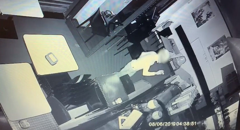 Quartu, la rabbia di Giorgia Dessì: “Un ladro ha svaligiato di notte il mio bar”