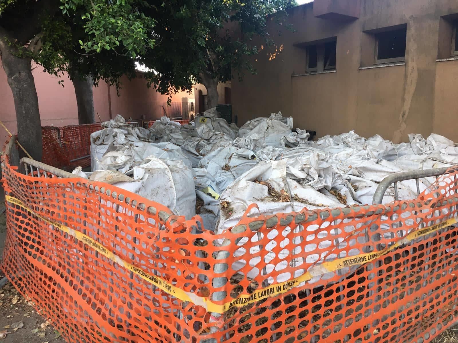 Cagliari, “il cimitero di Bonaria è in rovina”: lo sdegno della “turista sarda”