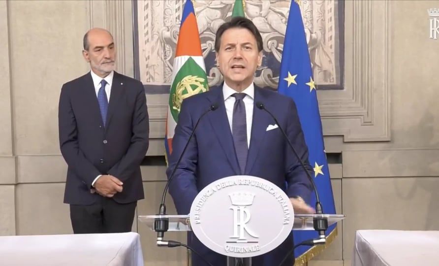 Conte premier con riserva: “Governerò per il bene degli italiani, è il momento del coraggio”