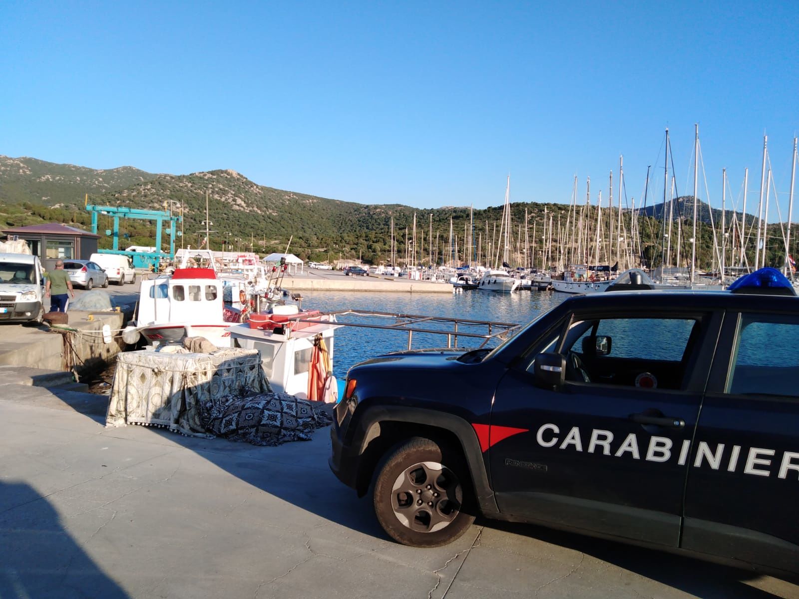 Sulcis, continuano gli arrivi di migranti: altri 20 sbarcati nella notte
