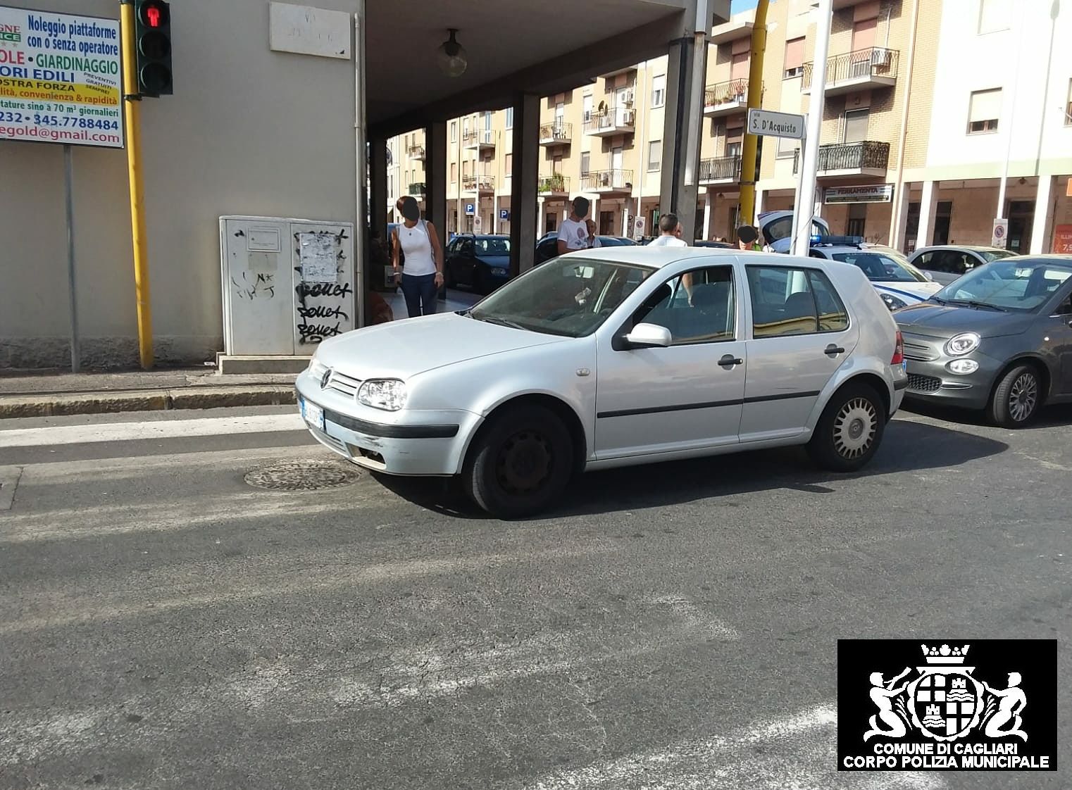 Pirri, pedone investito da un’auto tamponata: è in ospedale