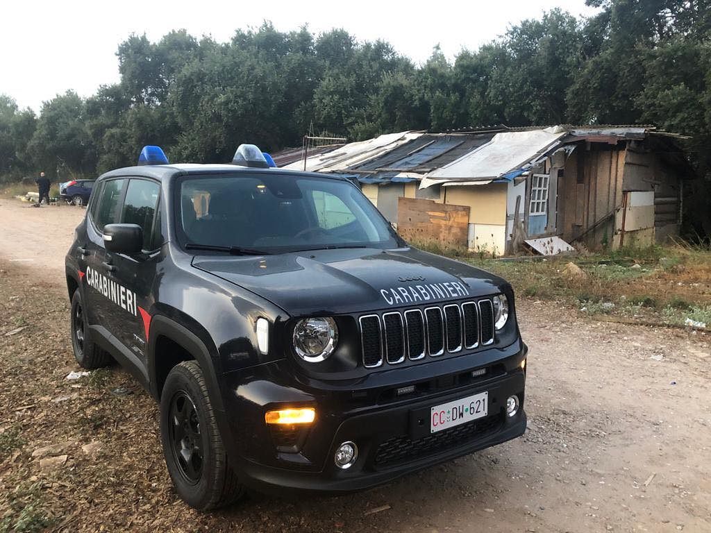 Carbonia, cavo teso da una parte all’altra della strada: denunciata una 21enne rom