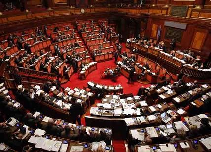 Conte alla prova fiducia alla Camera: ma l’incognita resta il Senato