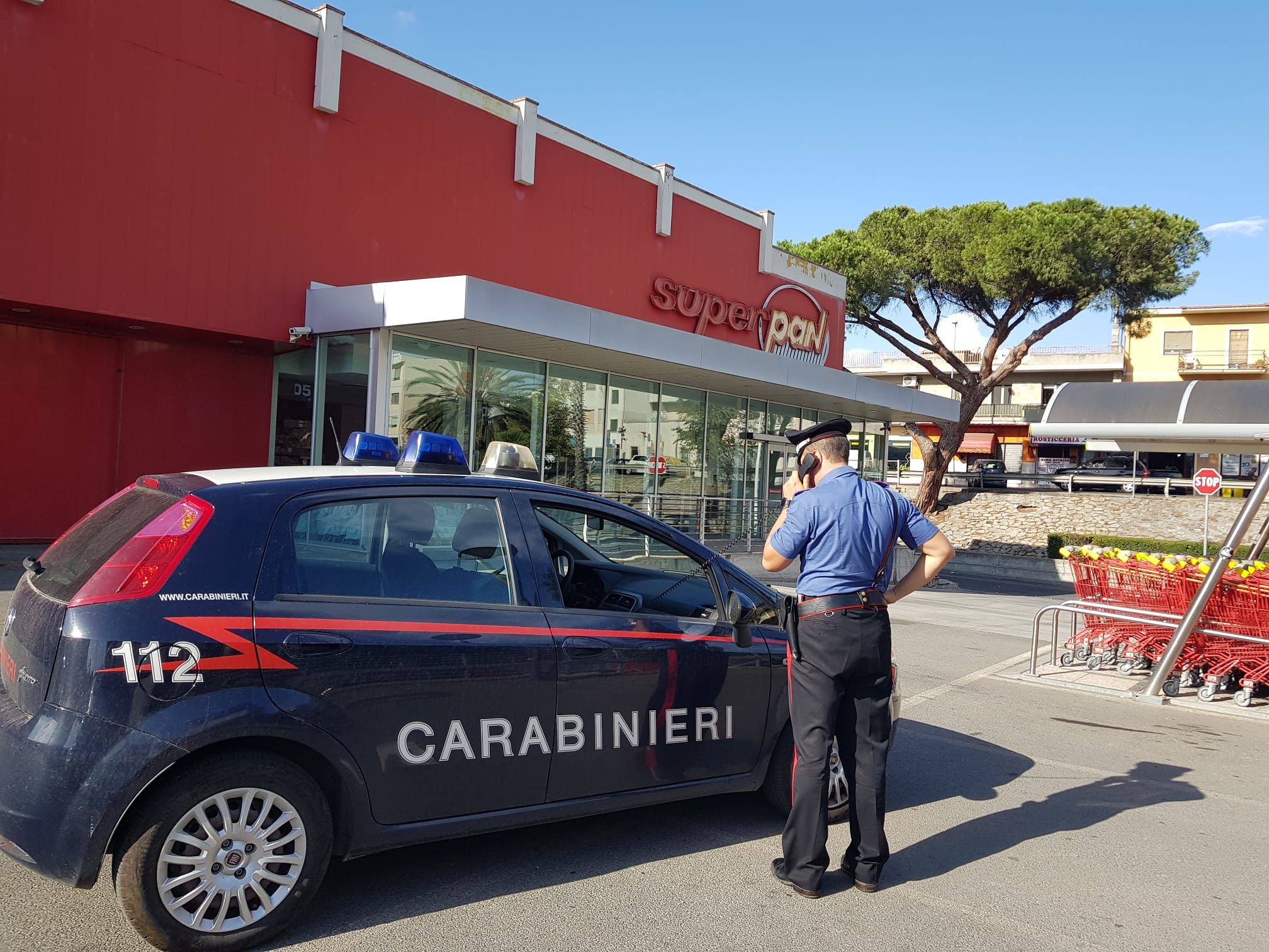 Ruba cosmetici e alimentari da “Iperpan”: 65enne arrestata ad Assemini