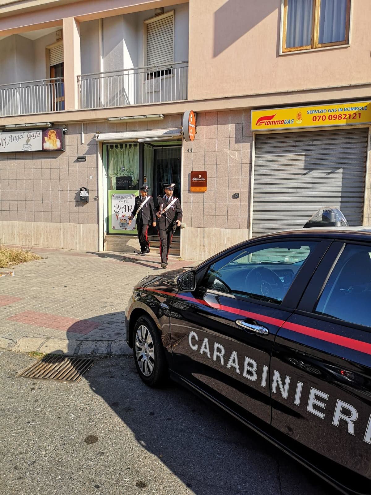 Monserrato, si finge armato e tenta la rapina al bar: arrestato