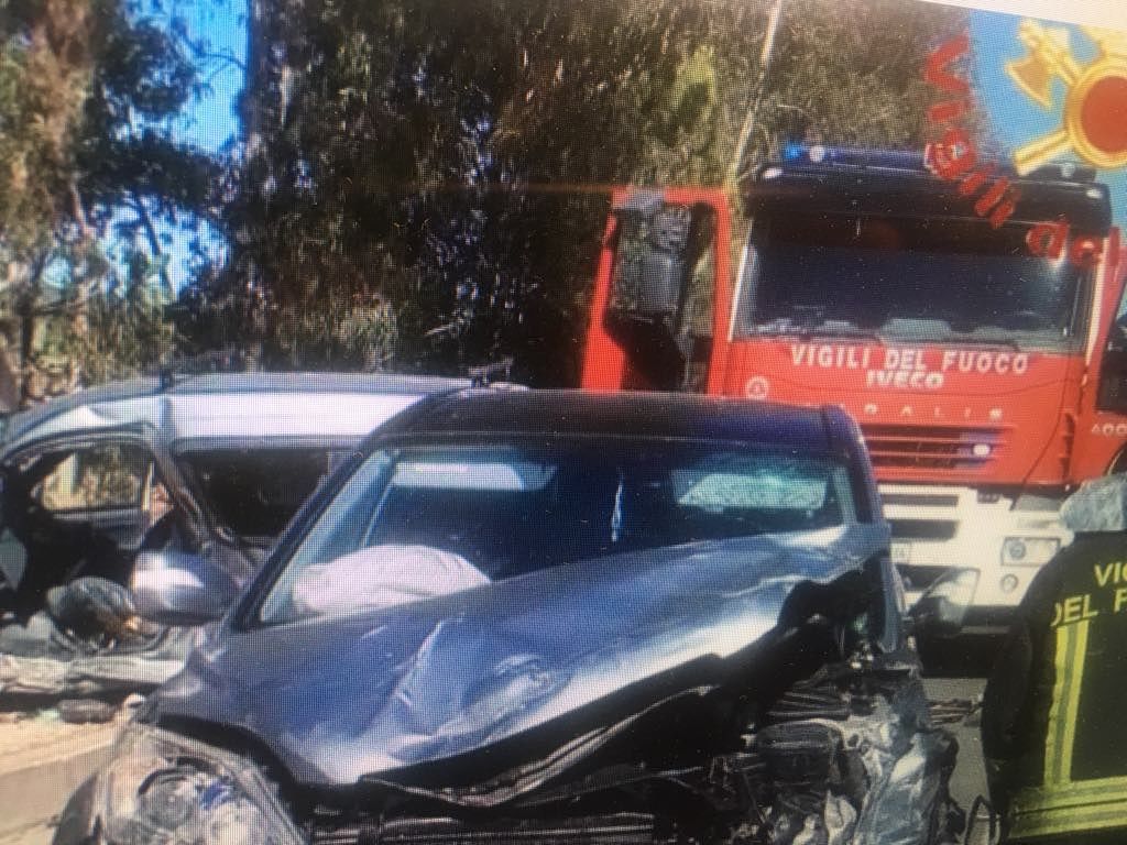 Terribile incidente a Cala Liberotto: quattro persone coinvolte, due gravissime in codice rosso
