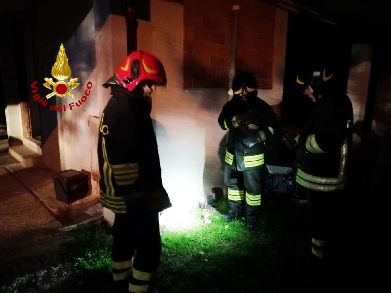 Fuga di gas a Sarroch, paura in via San Giuseppe: evacuata una palazzina