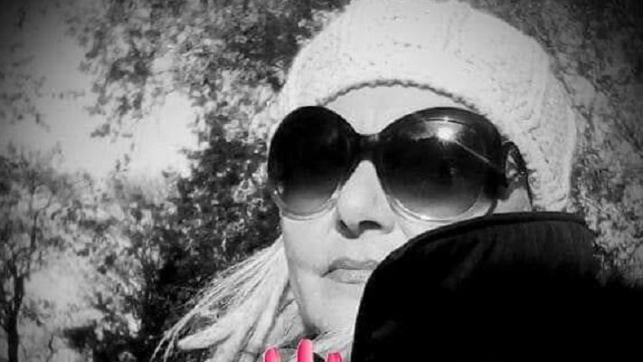 Rita Serra, la donna sarda espulsa dalla Tanzania: “I miei gatti son rimasti lì. Aiutatemi”