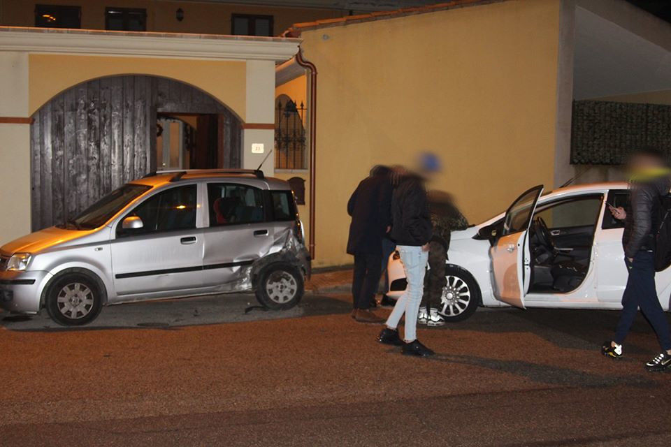 Quartu, incidente a catena in via Bonn: “Tre auto colpite e danni per migliaia di euro”