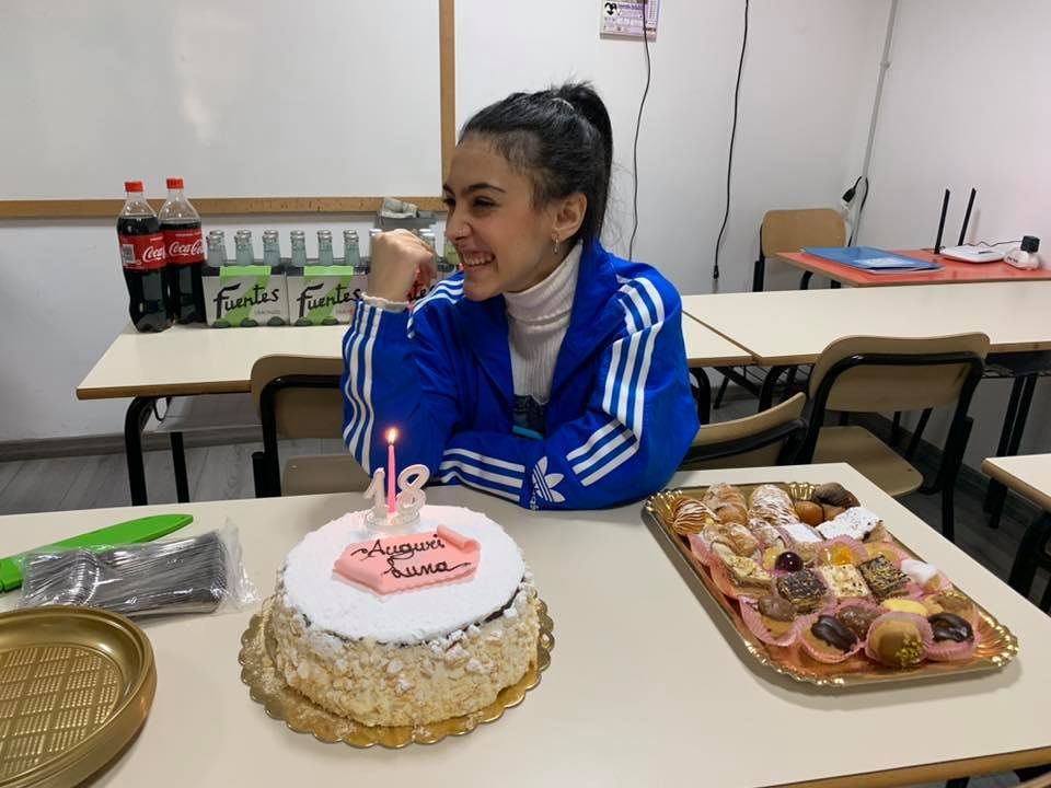 Buon compleanno, Luna Melis: la bravissima cantante di Uta compie 18 anni