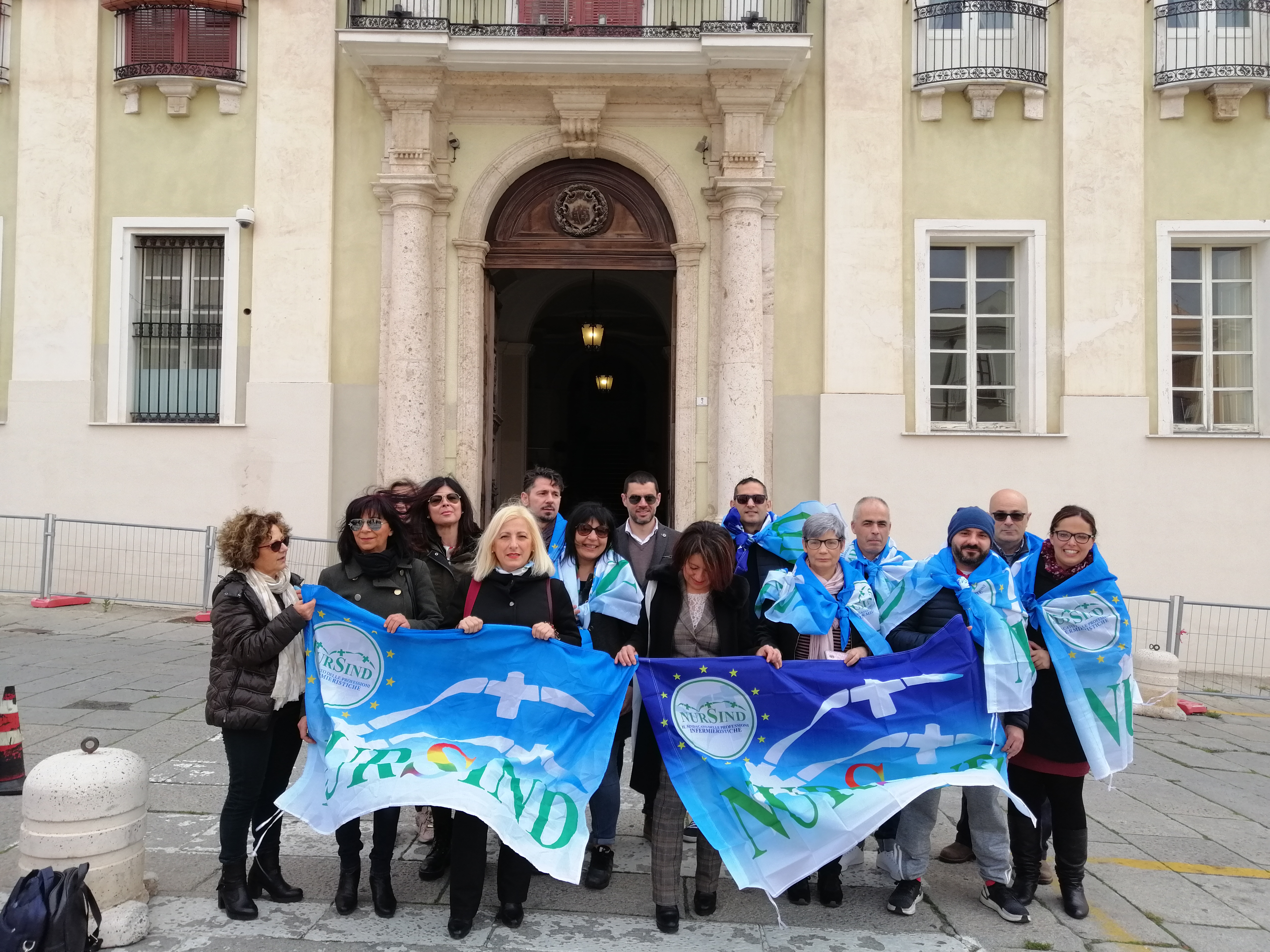 Infermieri sardi in rivolta: “Ignorati dalla Regione, sos posti letto e aggressioni negli ospedali”