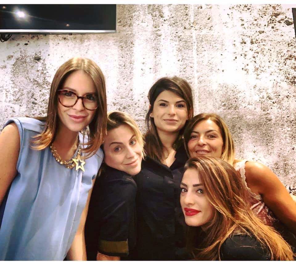 Cagliari, estetiste dal cuore d’oro: “Tatuaggi delle sopracciglia gratis alle pazienti oncologiche”