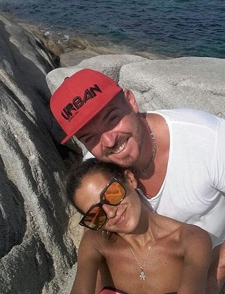 San Valentino, le parole d’amore di Vanessa per Luca: “Ti sceglierei altre mille volte”