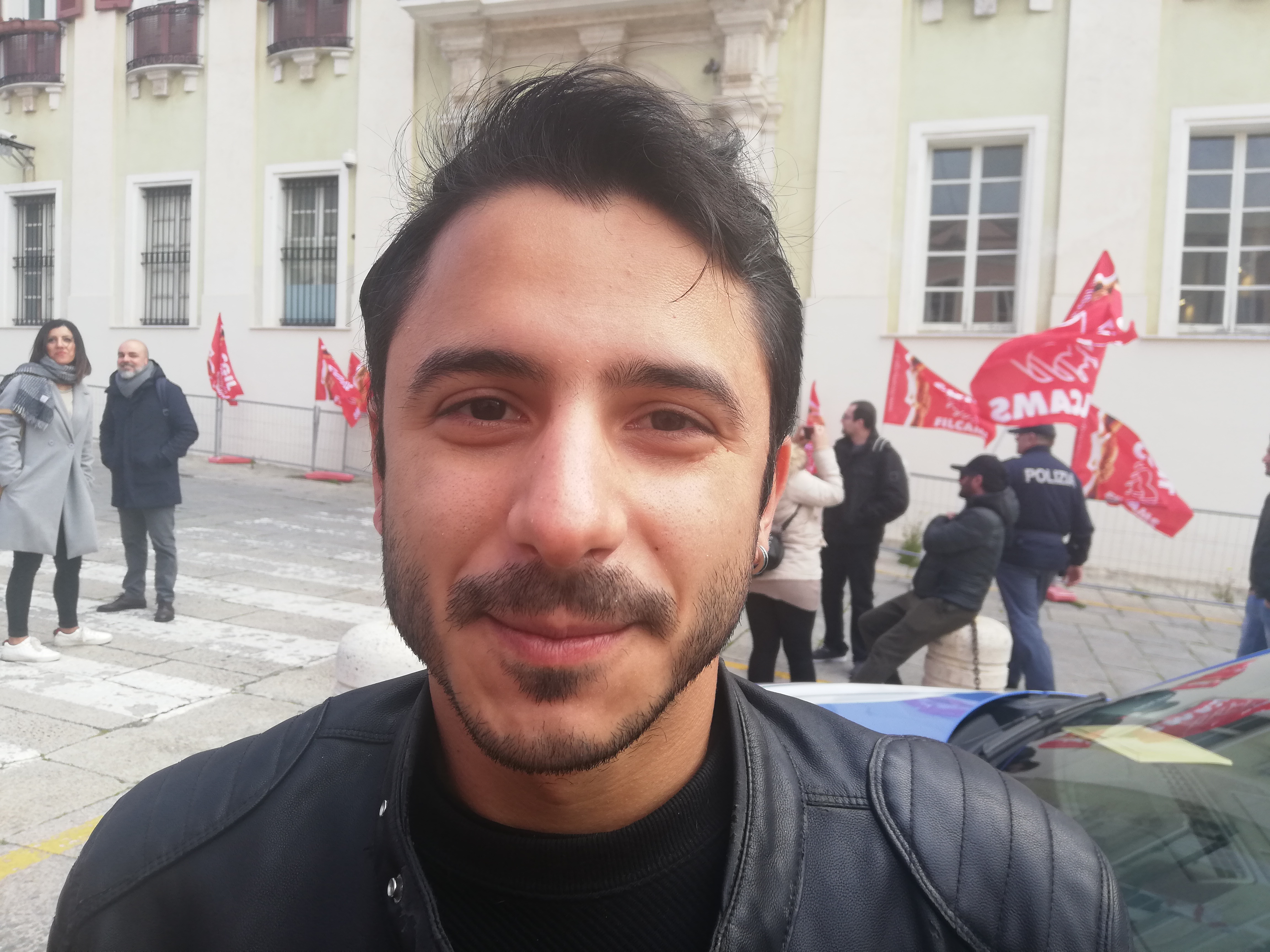 Luca, ex postino Abbanoa a Cagliari: “Disoccupato e senza duemila euro che mi sono sudato”