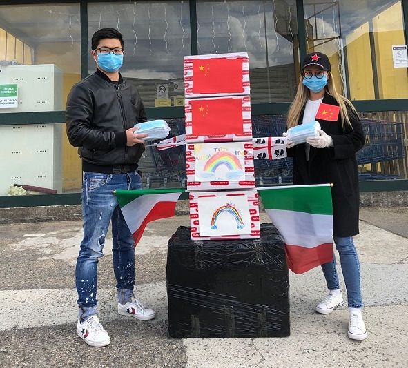 La solidarietà arriva ancora dalla Cina, 600 mascherine e occhiali protettivi per la Rsa di Capoterra