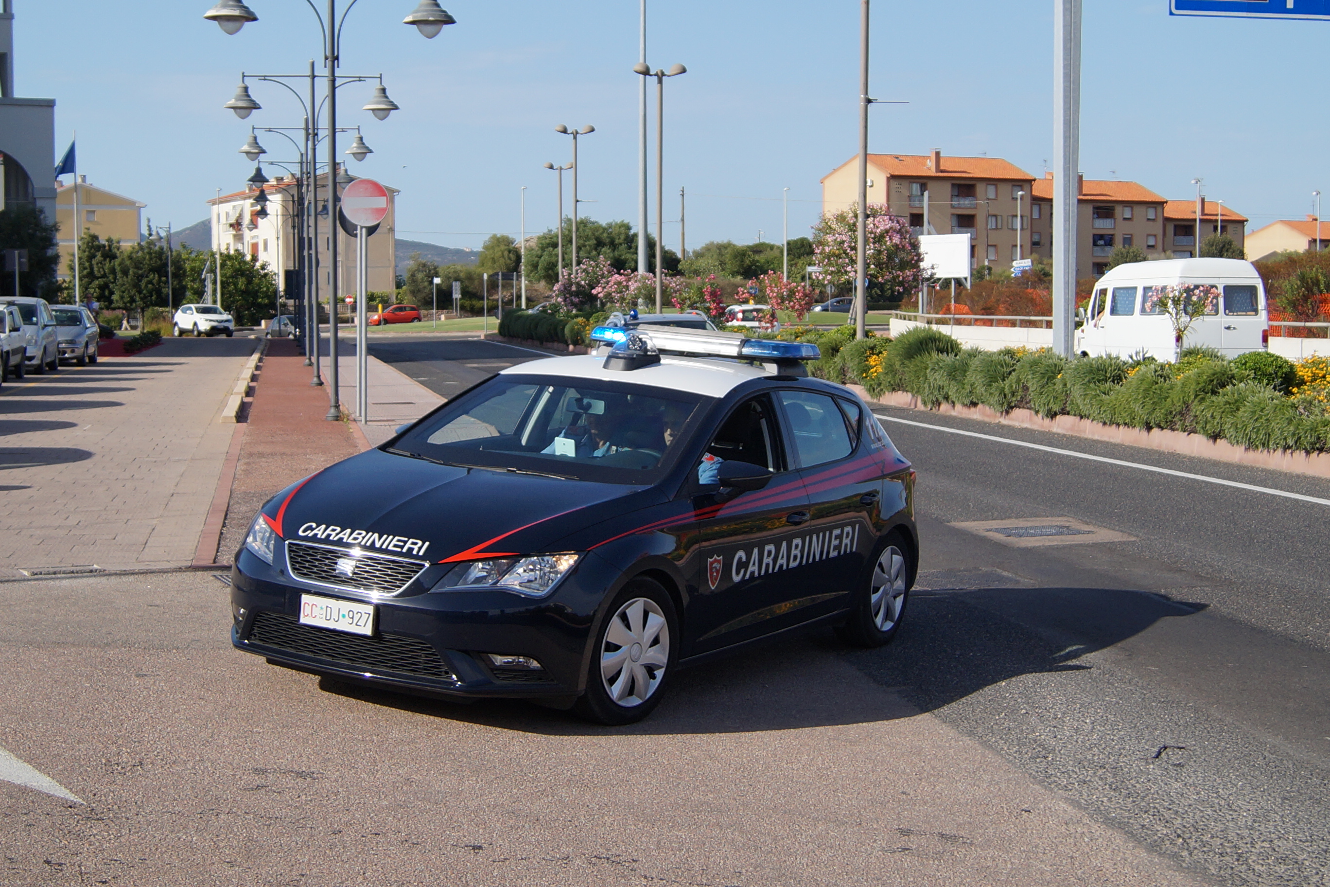 Picchia la moglie con calci e pugni: muratore ubriaco arrestato dai carabinieri a Olbia