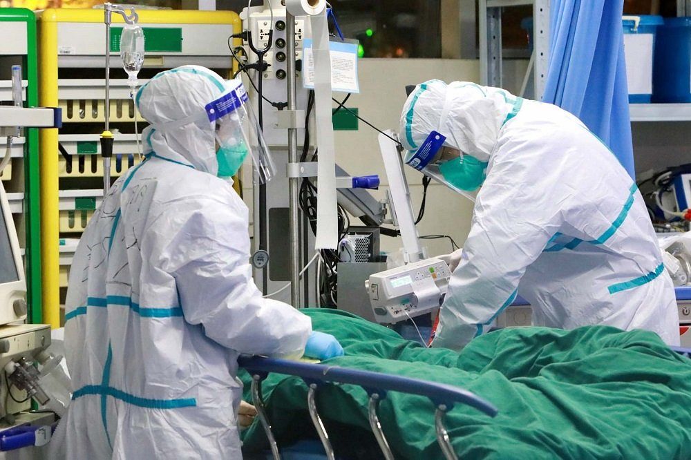 Coronavirus in Sardegna, “reclutiamo medici e infermieri privati per fronteggiare l’emergenza” 