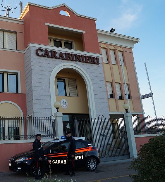 Porto Rotondo, gli incivili non si fermano neanche per il virus: scoperta una maxi discarica pericolosa