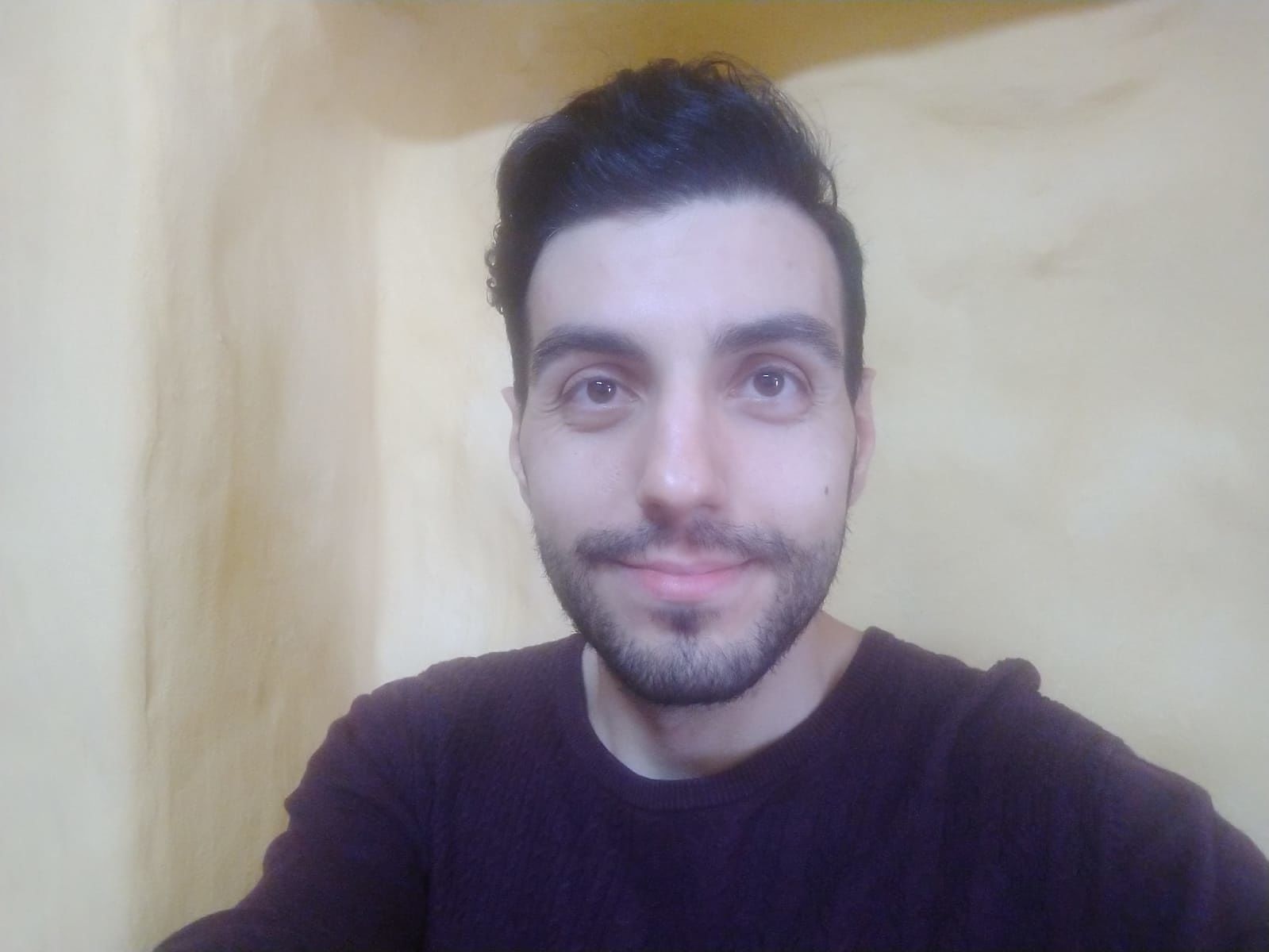 Stefano, infermiere al Brotzu: “In battaglia e lontano dai miei genitori per proteggerli dal Coronavirus” 