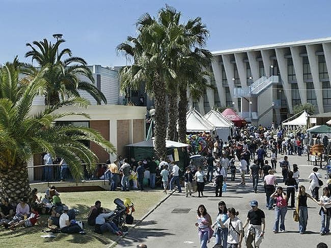 Coronavirus, Truzzu: “Sì alla ristorazione all’aperto al porto e alla Fiera”