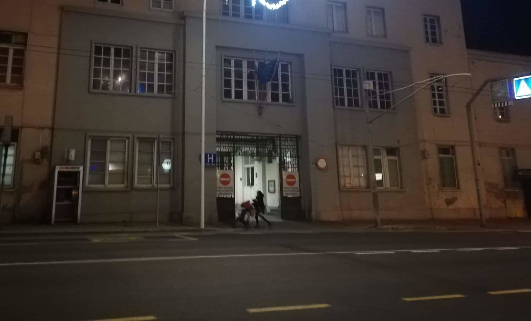 Cagliari, “laboratorio analisi e spogliatoi troppo piccoli al Santissima Trinità: rischio di contagi”