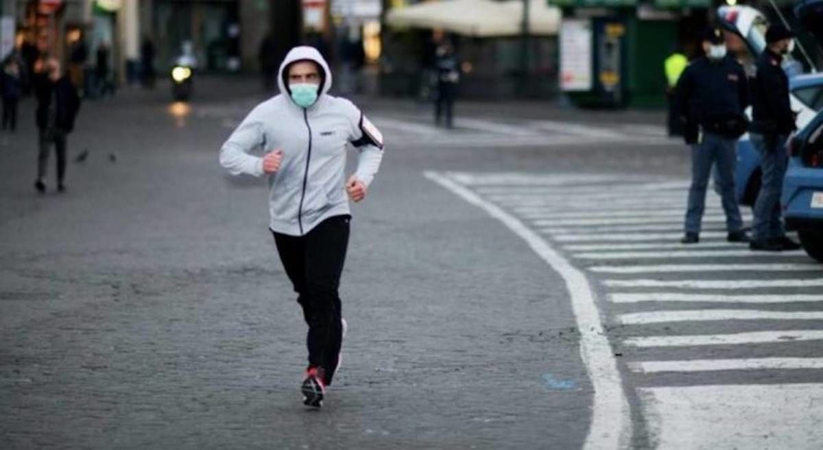 Sardegna, runner condannati alla mascherina: “Solo attività motoria nelle immediate vicinanze delle vostre case”