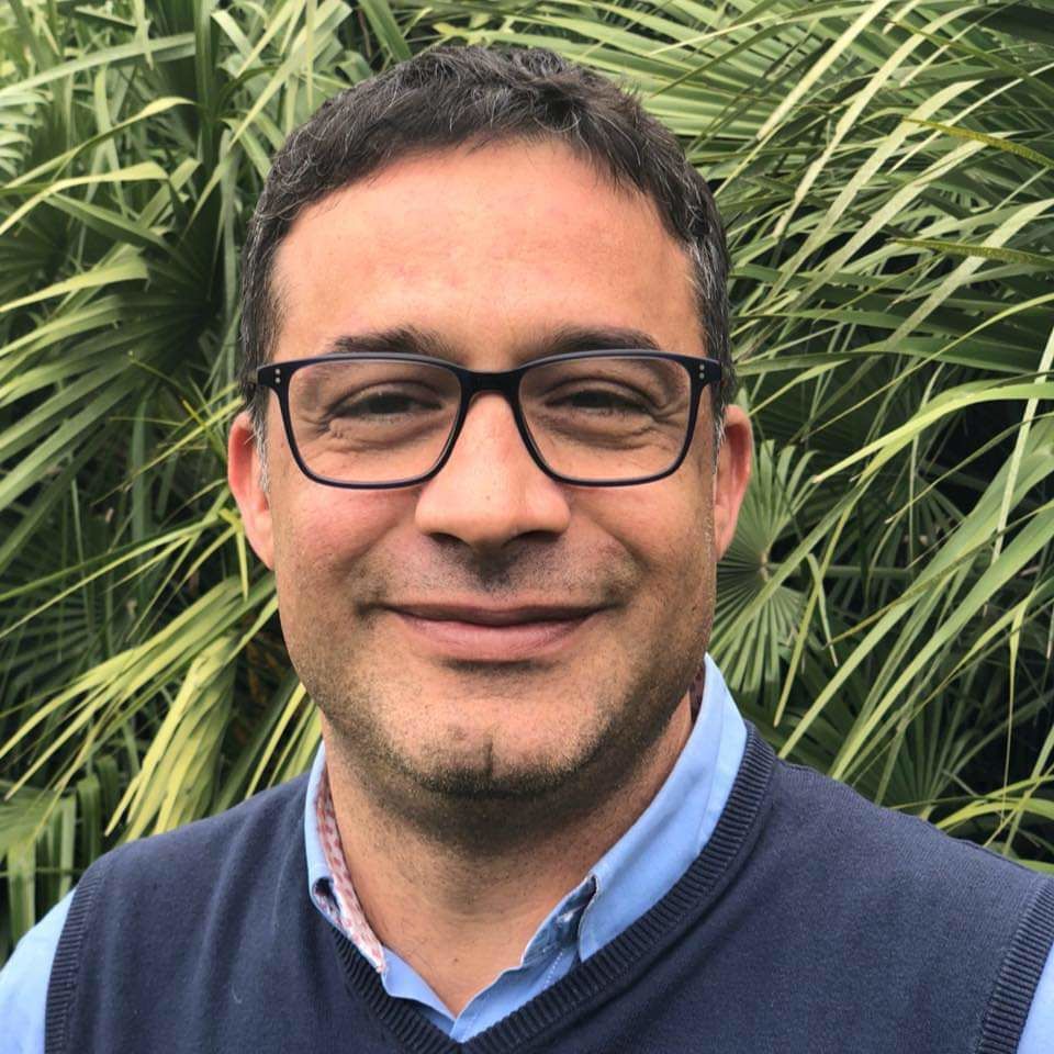 Il sindaco di Villaspeciosa: “Indice di contagio non calcolabile, riapro parrucchieri e estetisti” 