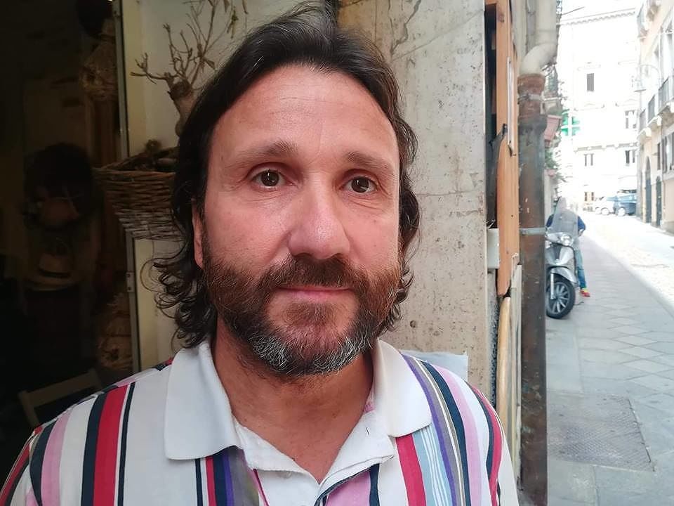 Cagliari, la resa di Tony a Castello: “Solo 10 posti, non potrò riaprire l’osteria”