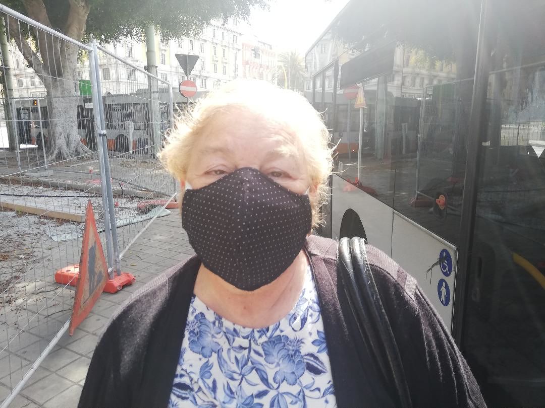 Luisella, pensionata di Assemini: “Un uomo sul bus senza mascherina, è così difficile seguire le regole?”
