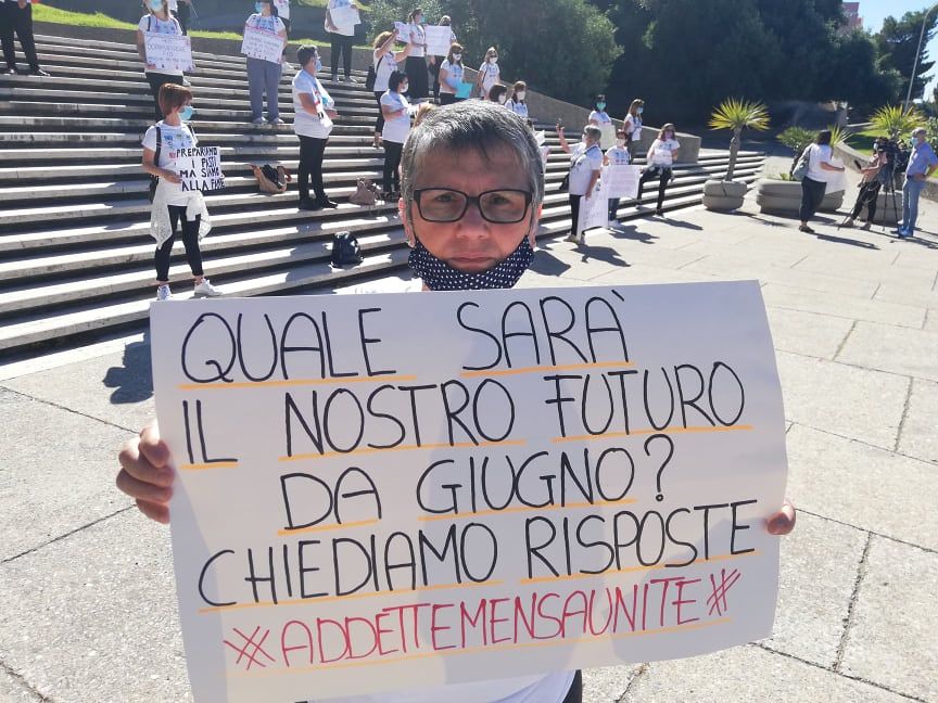 Giuseppina di Cagliari: “Io, cuoca della scuola costretta a chiedere cibo a Caritas e sacerdoti”