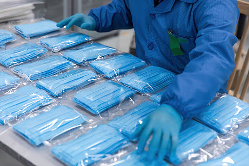 Cagliari, quasi introvabili nelle farmacie le mascherine chirurgiche a 50 centesimi