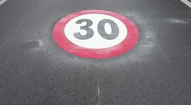 Cagliari, tutti al rallenty in città: la giunta Truzzu approva le nuove “zone 30”