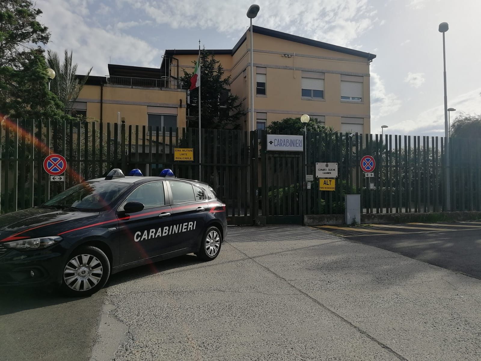 In prova ai servizi sociali fa spese con un bancomat smarrito: 36enne di Monserrato rinchiuso a Uta