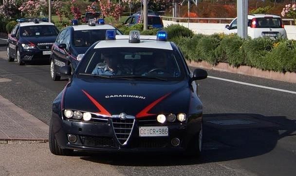 Maxi rissa dopo spedizione punitiva al bar: 6 giovani denunciati in Sardegna