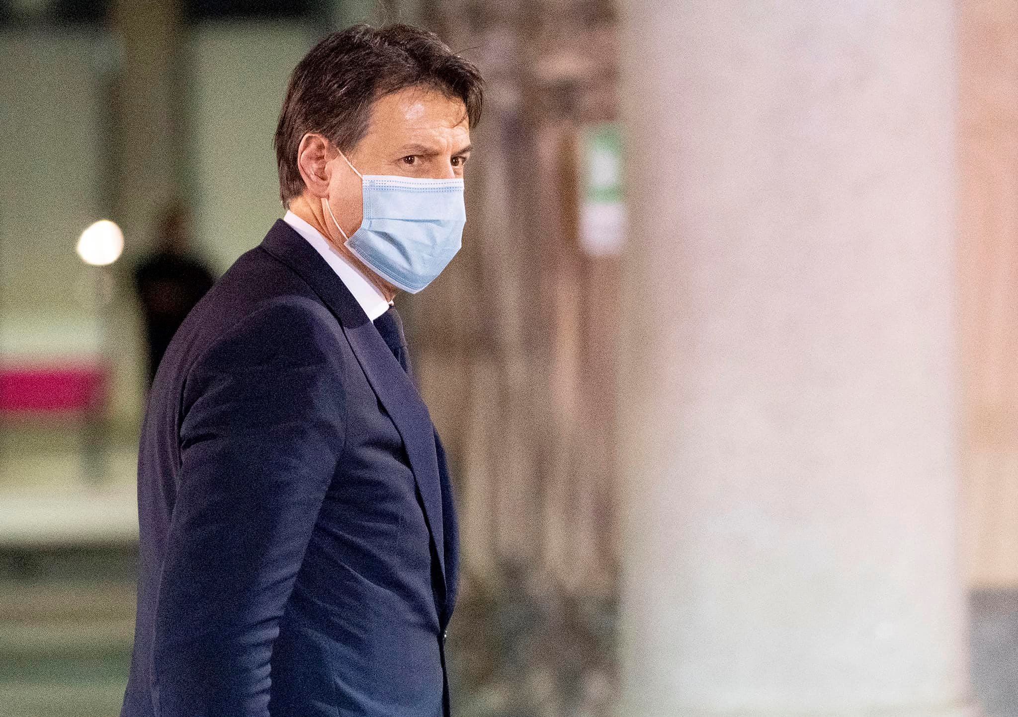 Repubblica: “Conte vuole candidarsi come senatore in Sardegna”