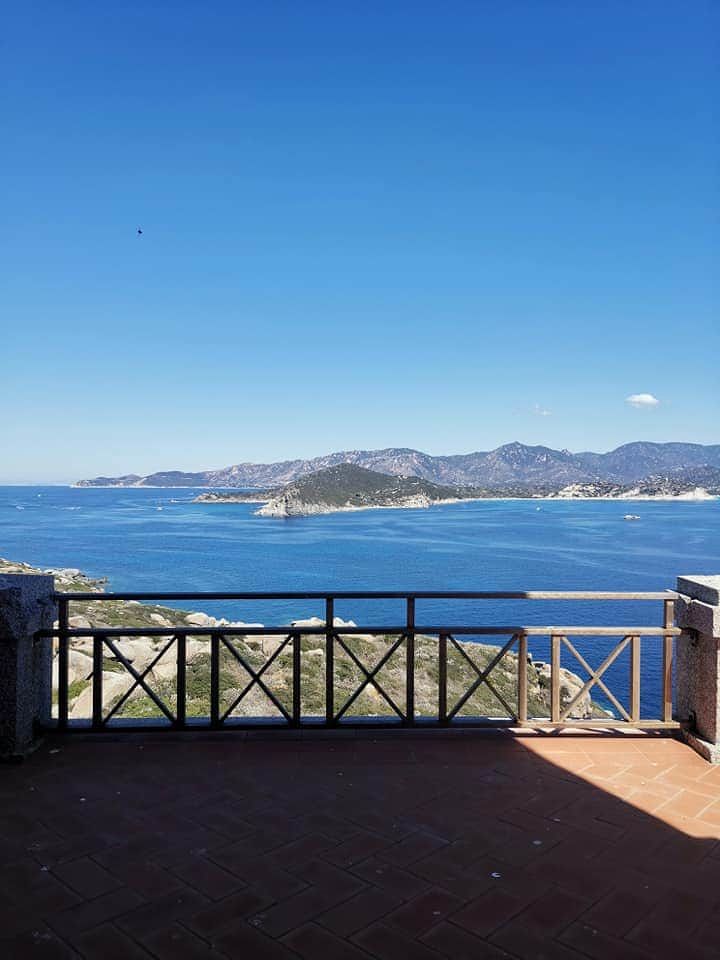 Isola dei Cavoli, per la prima volta apre il gioiello della costa: sarà aperto il bellissimo faro
